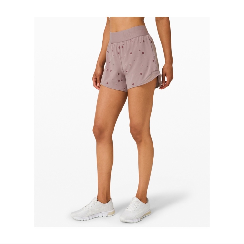 Lululemom  Hotty Hot 4 Poco Logo Foil size 2